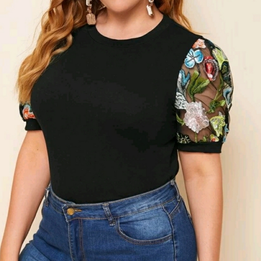 Shirt with sheer floral sleeves